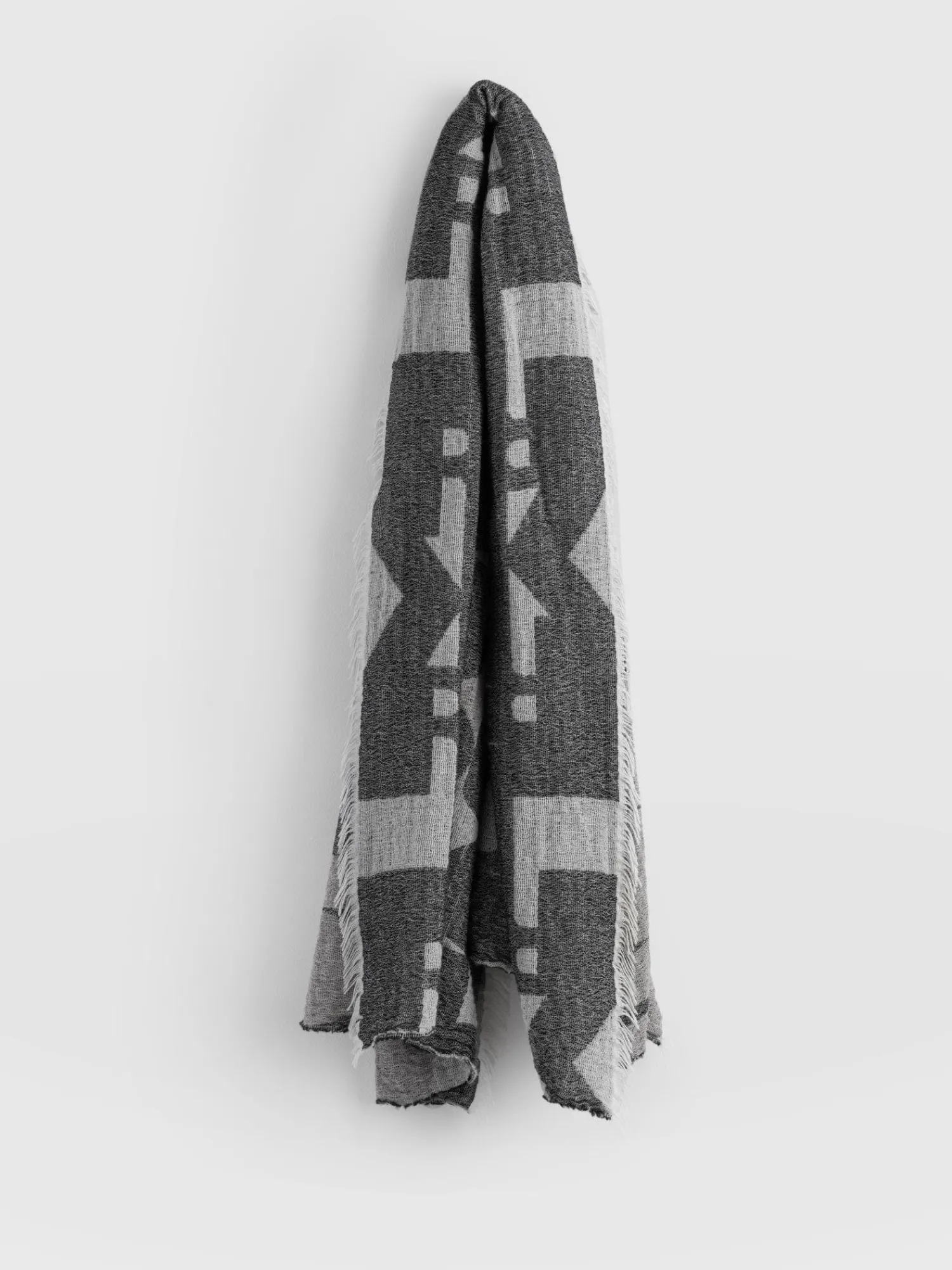 Online Saint and Sofia Abstract Rock Scarf - Black/Cream