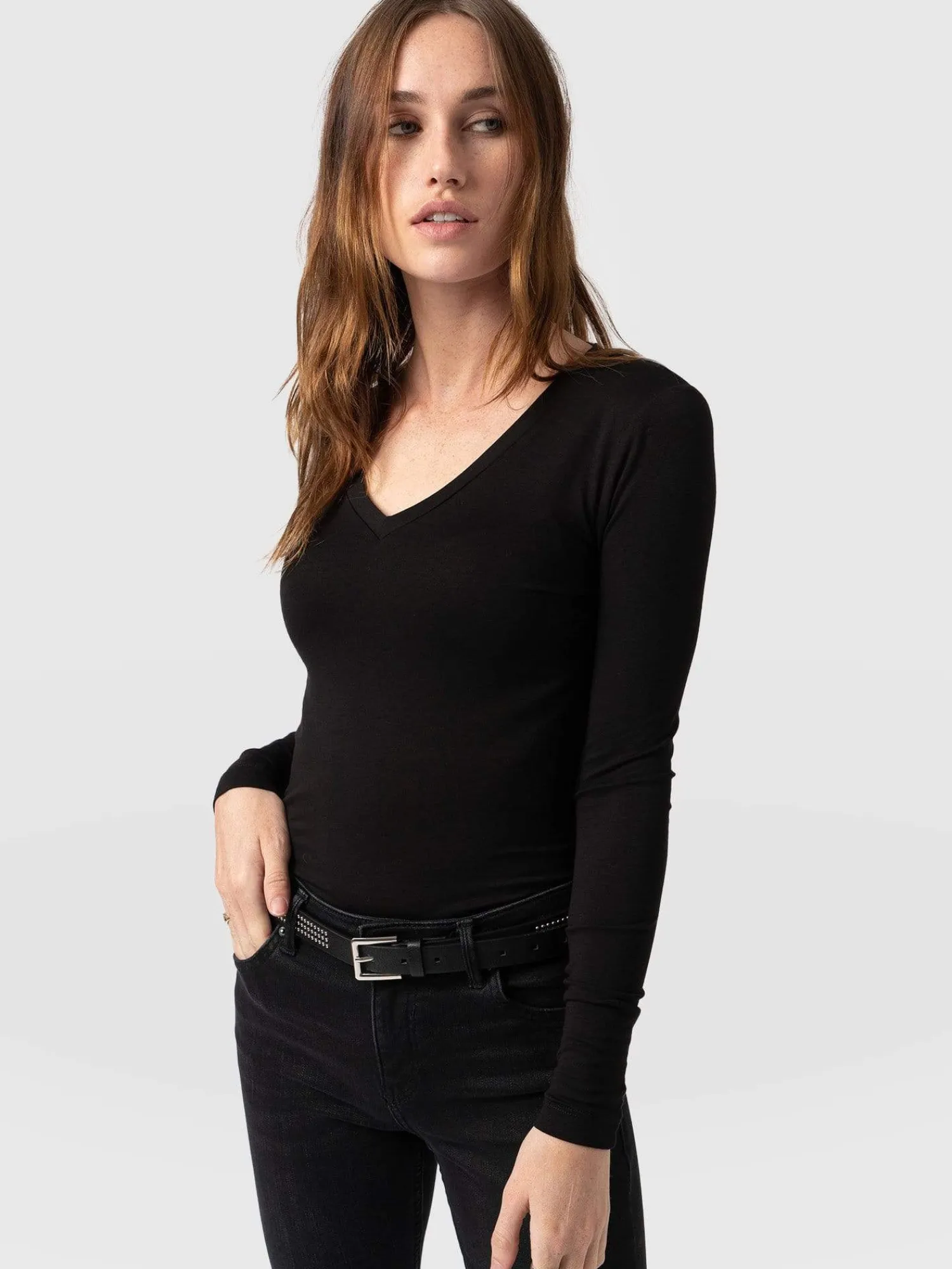 Discount Saint and Sofia Austen V Neck Tee - Black