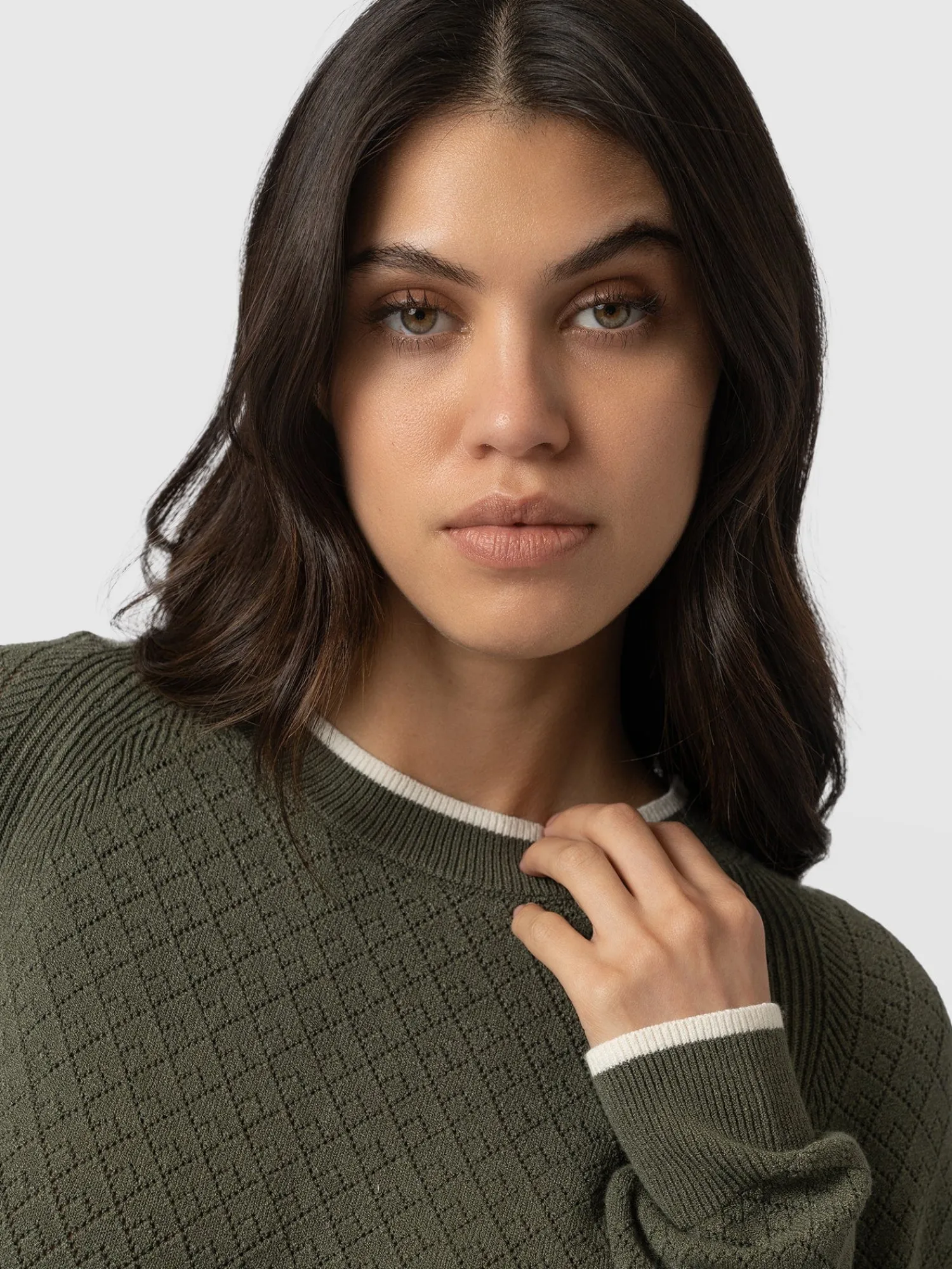 Best Saint and Sofia Diamond Knit Sweater - Khaki