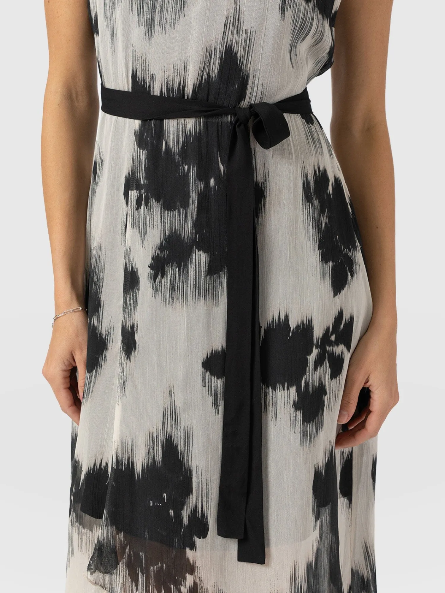 Clearance Saint and Sofia Lexi High Low Dress - White Fade Floral