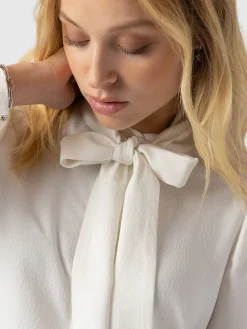 Sale Saint and Sofia Paxton Pussybow Blouse - Cream