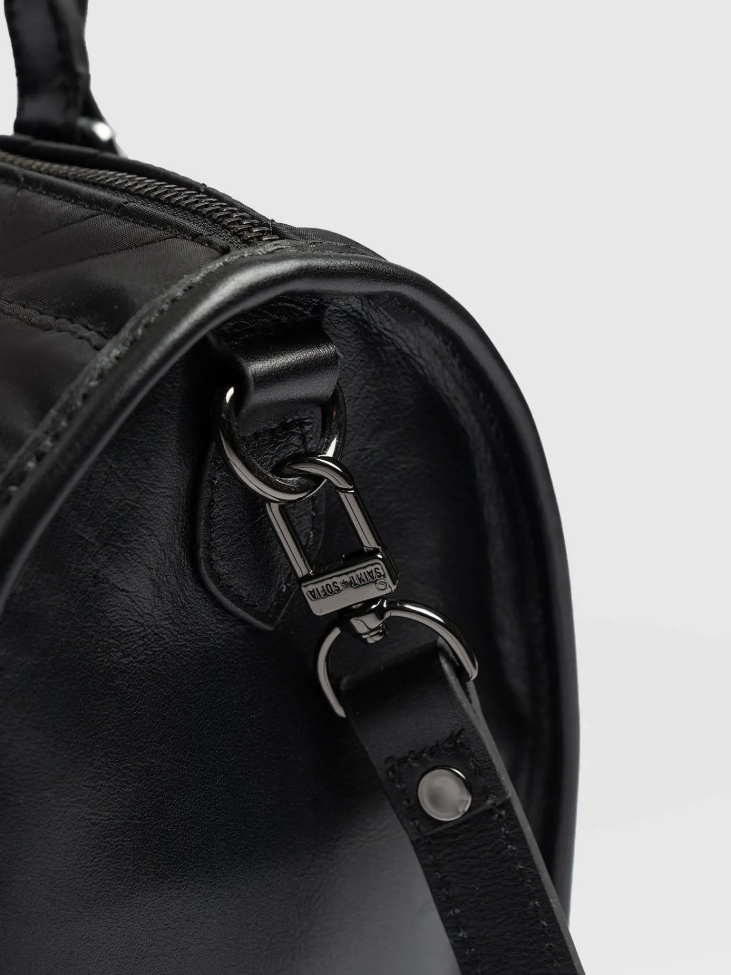 Online Saint and Sofia Quilted Maeve Duffle Bag - Black