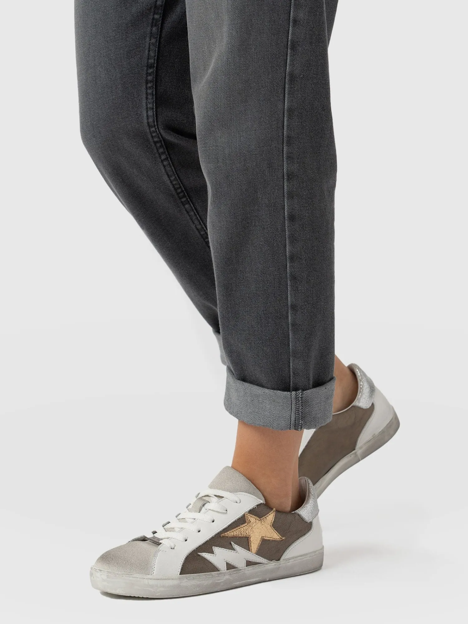 Sale Saint and Sofia Spitalfields Sneaker - Metallic Gold