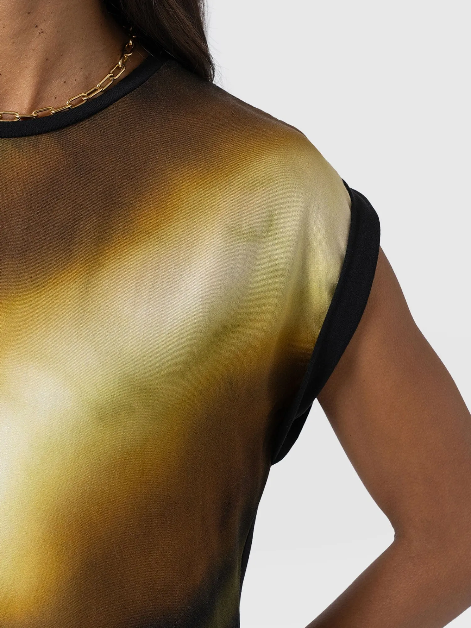 New Saint and Sofia Turn Up Contrast Tee - Yellow Gradient